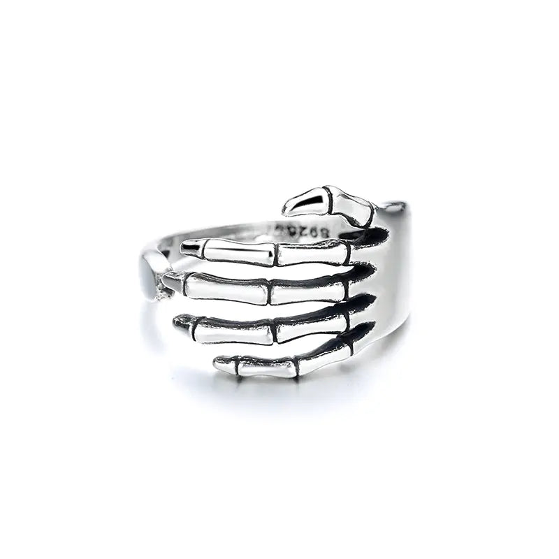 Reaper’s Claw Skeleton Ring 🦴